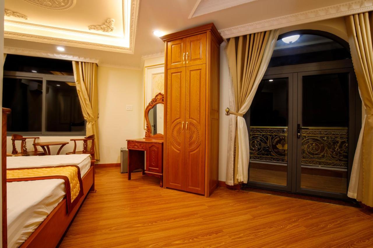 Tri Tam Hotel - Khach San Tri Tam Ben Luc Dış mekan fotoğraf