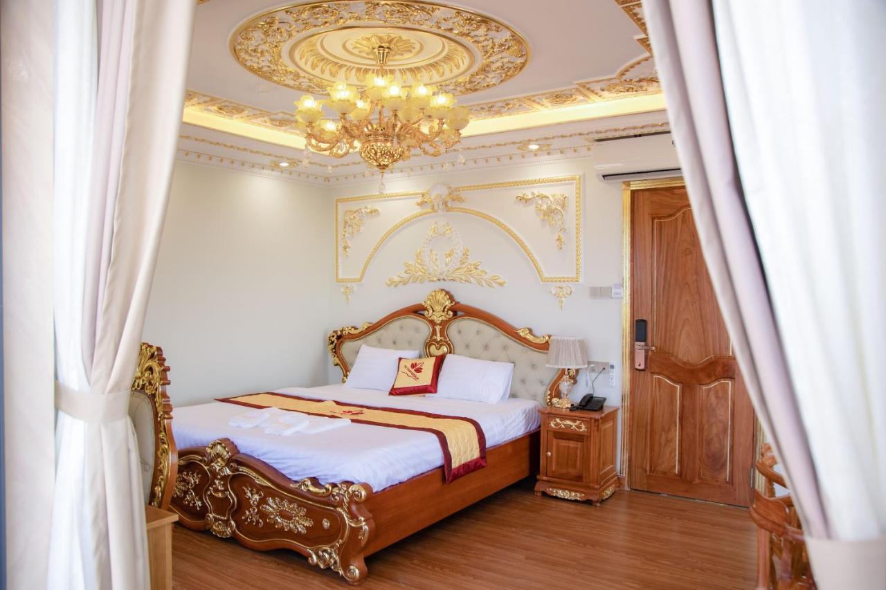 Tri Tam Hotel - Khach San Tri Tam Ben Luc Dış mekan fotoğraf